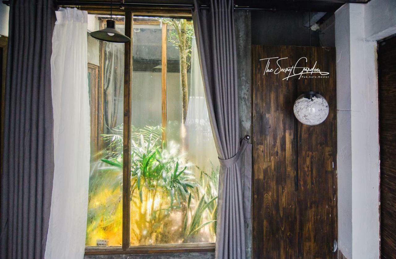 The Secret Garden Hostel Дананг Екстериор снимка